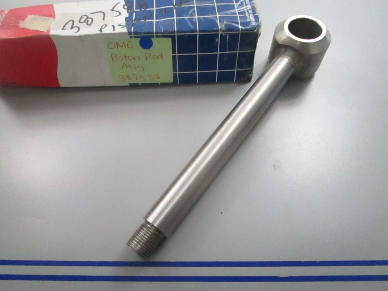 *NEW OEM* 0810 OMC Johnson Evinrude Piston Rod Assembly 387588 0387588