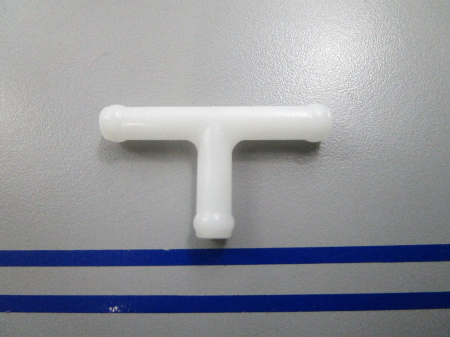 *NEW OEM* 0810 OMC Johnson Evinrude 3 Way Joint Tee 5030129