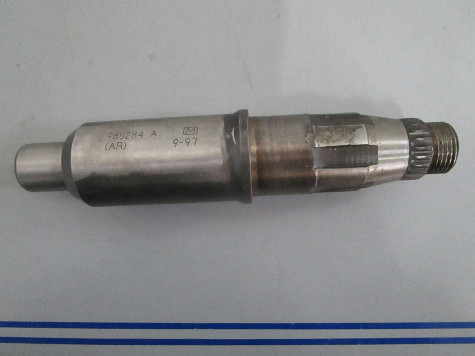 NEW OEM 980483 0980483 980284 OMC Johnson Evinrude Shaft 0820