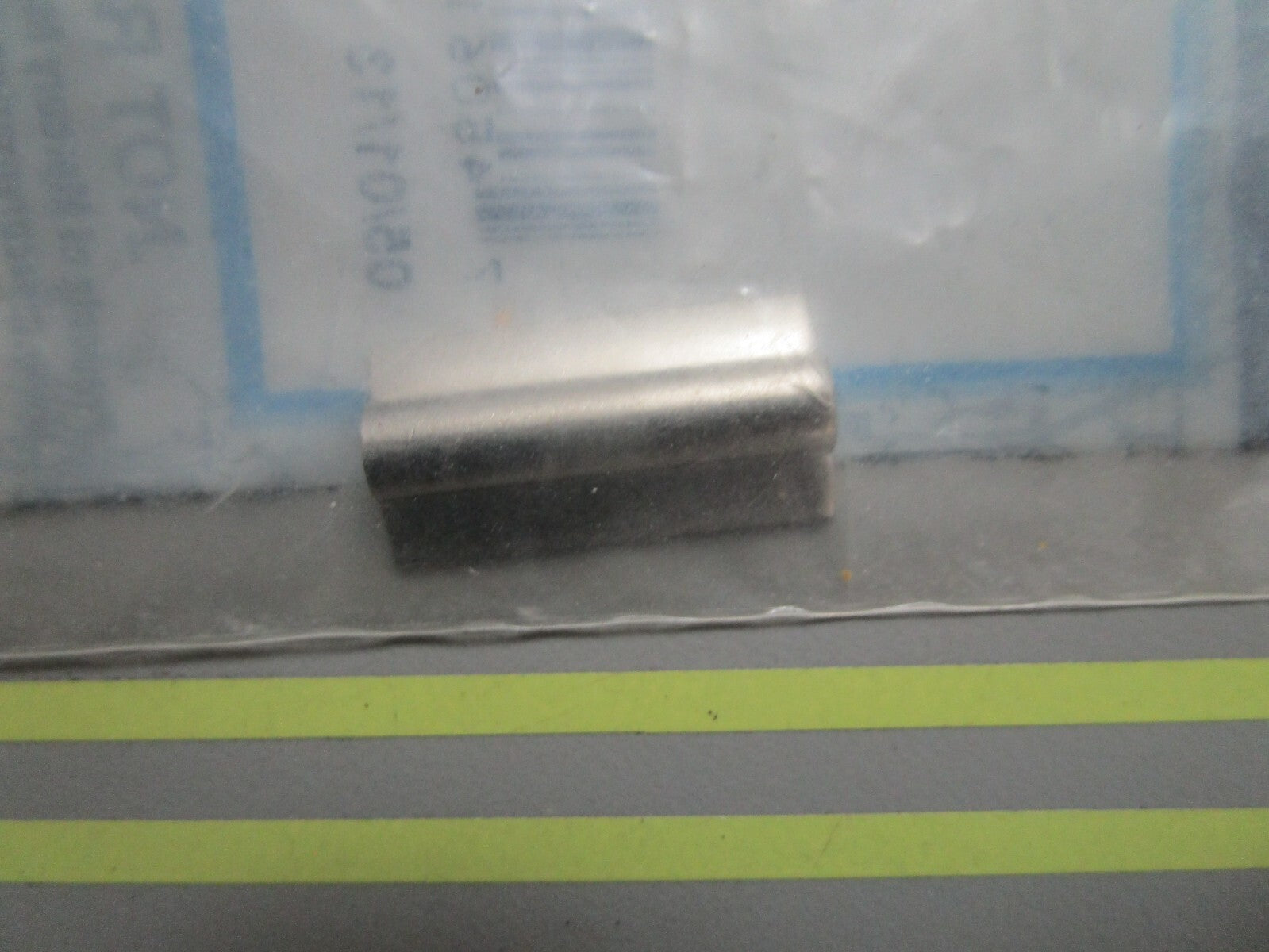 *NEW OEM* 0810 Mercury Quicksilver Key 28-8M0032831