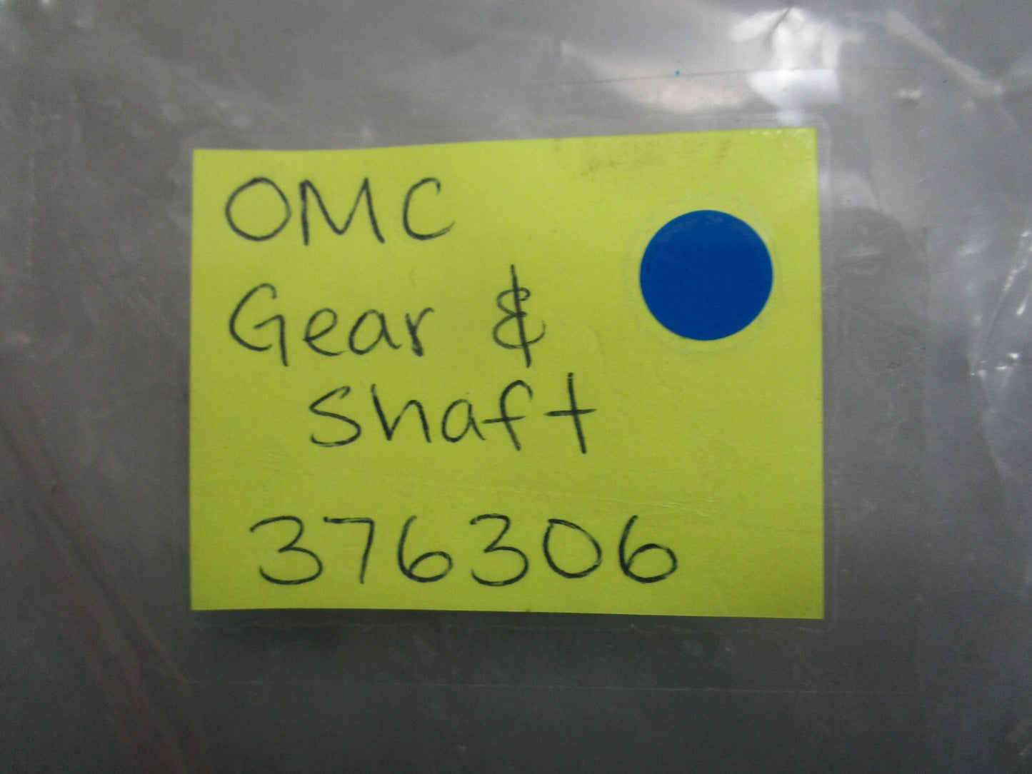*NEW OEM* 0820 OMC Johnson Evinrude Gear & Shaft 376306 0376306