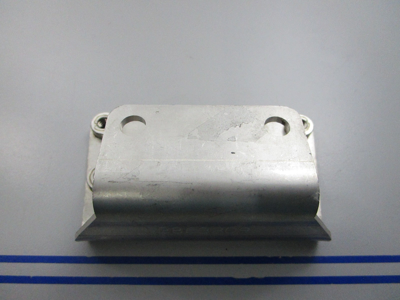 NEW OEM 3863309 Volvo Penta Bracket 0810