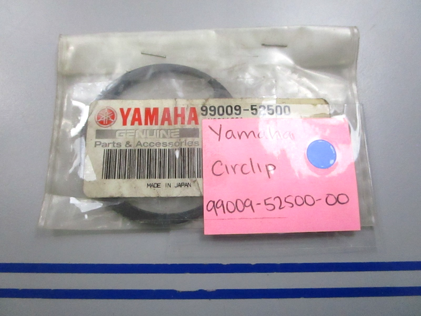 NEW OEM 99009-52500-00 Yamaha Circlip 0810