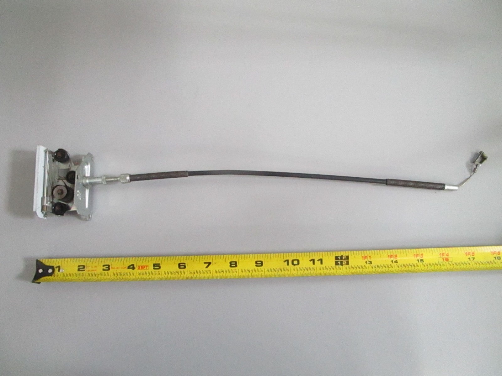 NEW OEM 1142700352 Mercedes-Benz Gear Display 0820