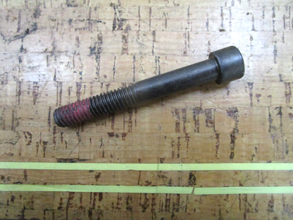 *NEW OEM* 0750 Volvo Penta SOCKET SCREW 984068