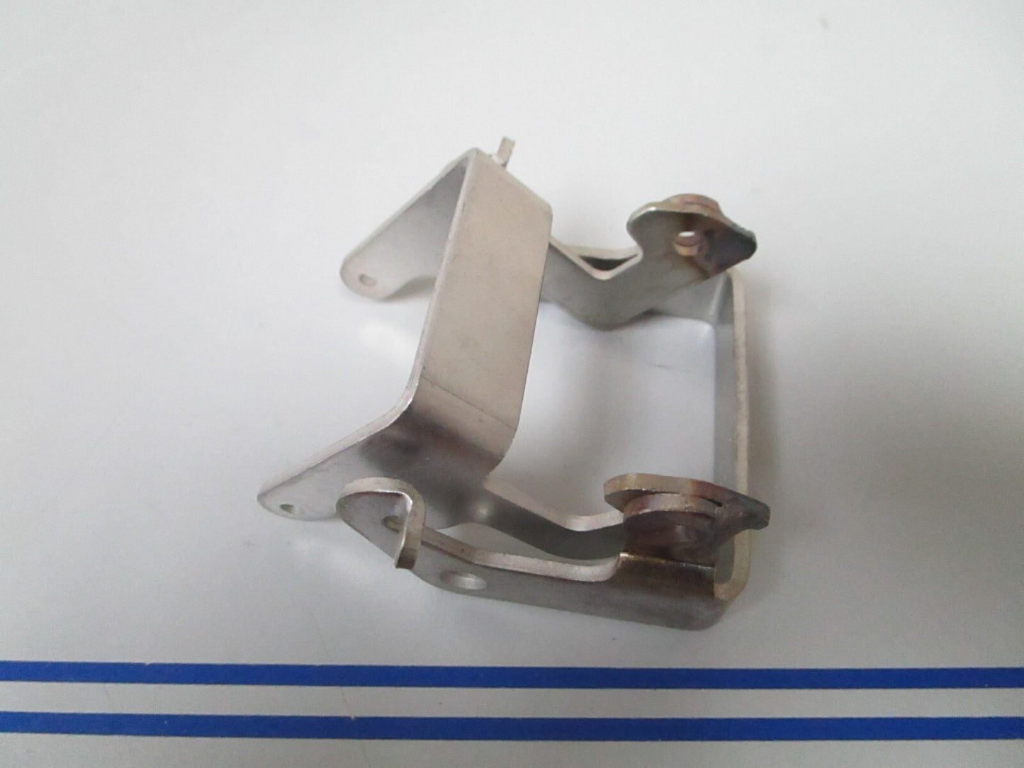 *NEW OEM* 0810 OMC Johnson Evinrude Lock Lever & Link 324580 324581