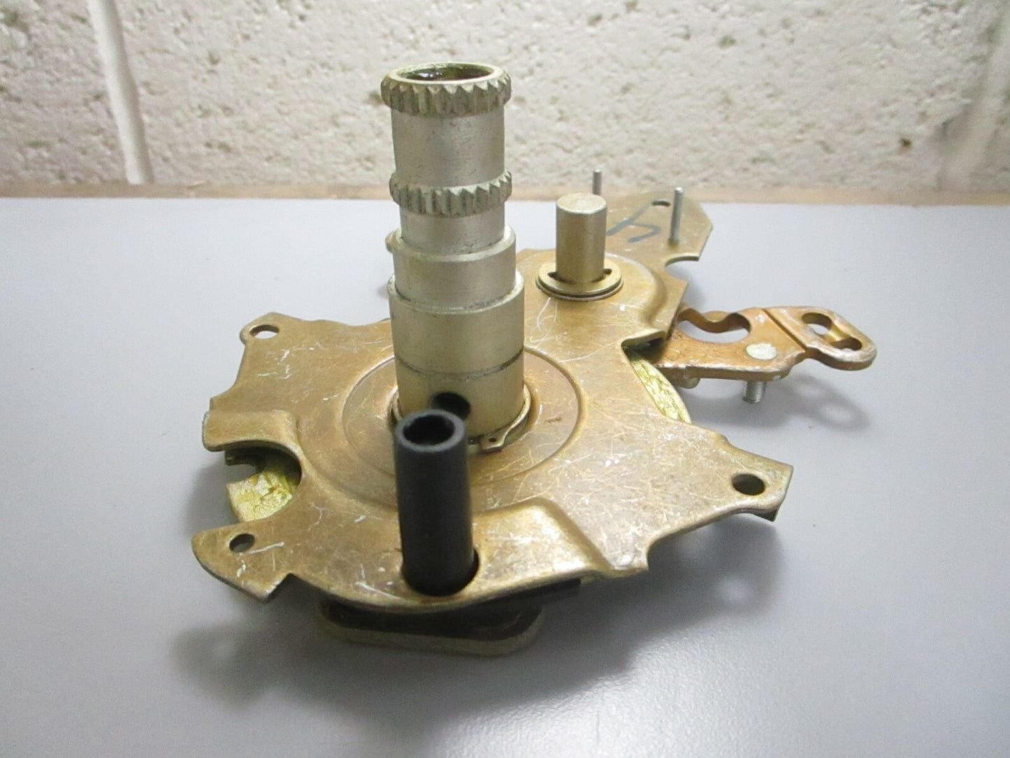 *NEW OEM* 0820 Mercury Quicksilver Plate Ay 92474A8