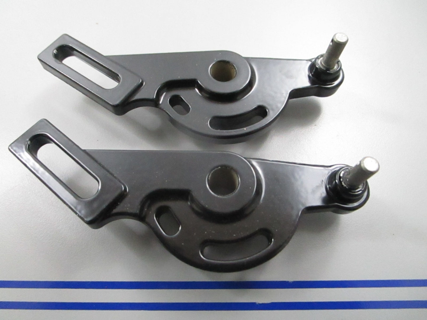 *NEW OEM* (LOT OF 2) 0810 OMC Johnson Evinrude Lever Arm & Pin Ay 985387 0985387