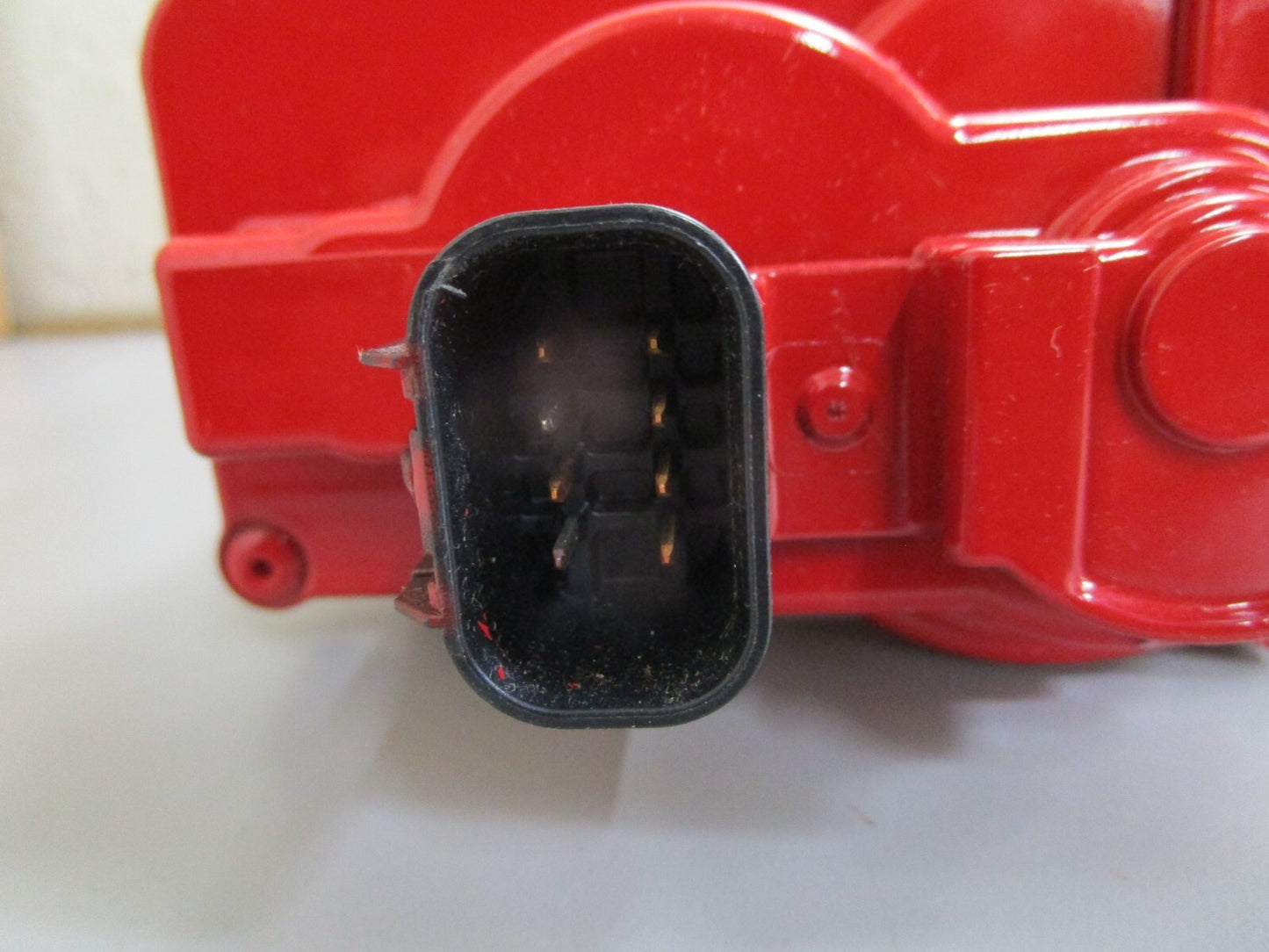 *NEW OEM* 0820 Volvo Penta Throttle Housing Body 3817844