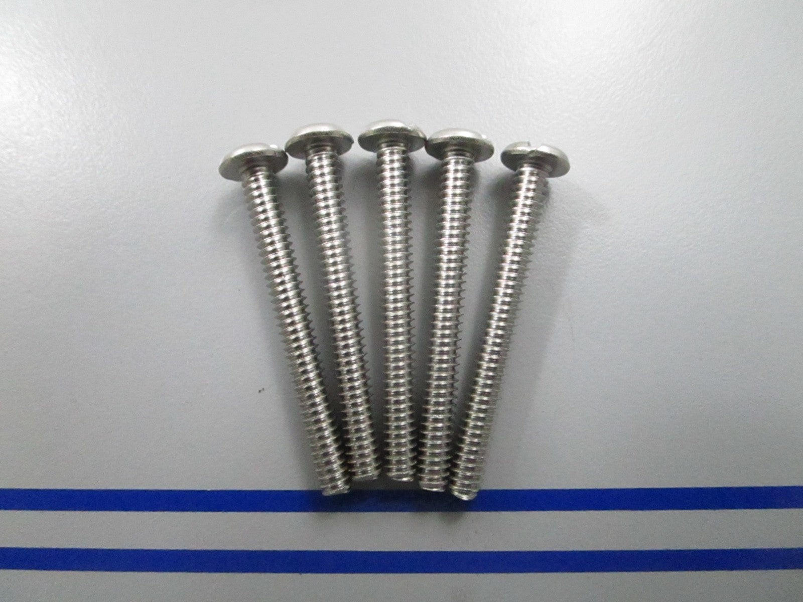 *NEW OEM* (LOT OF 5) 0810 OMC Johnson Evinrude Screw 314417 0314417