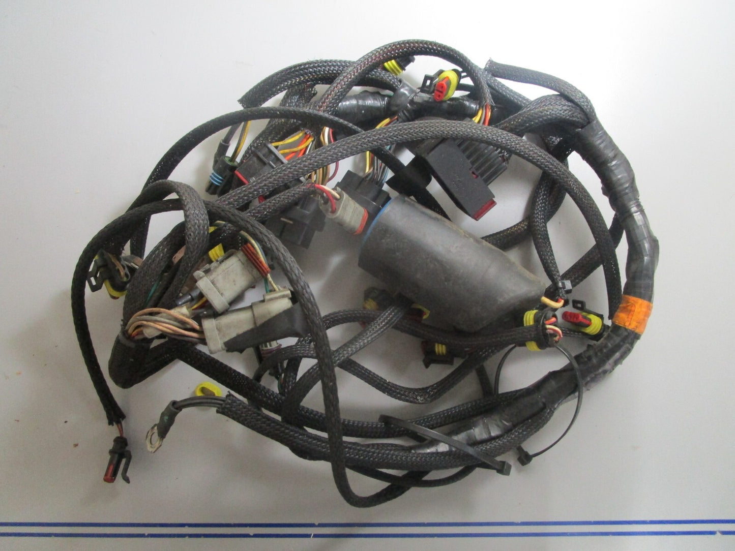 *NEW OEM* 0810 OMC Johnson Evinrude Wire Harness Kit 586972 0586972