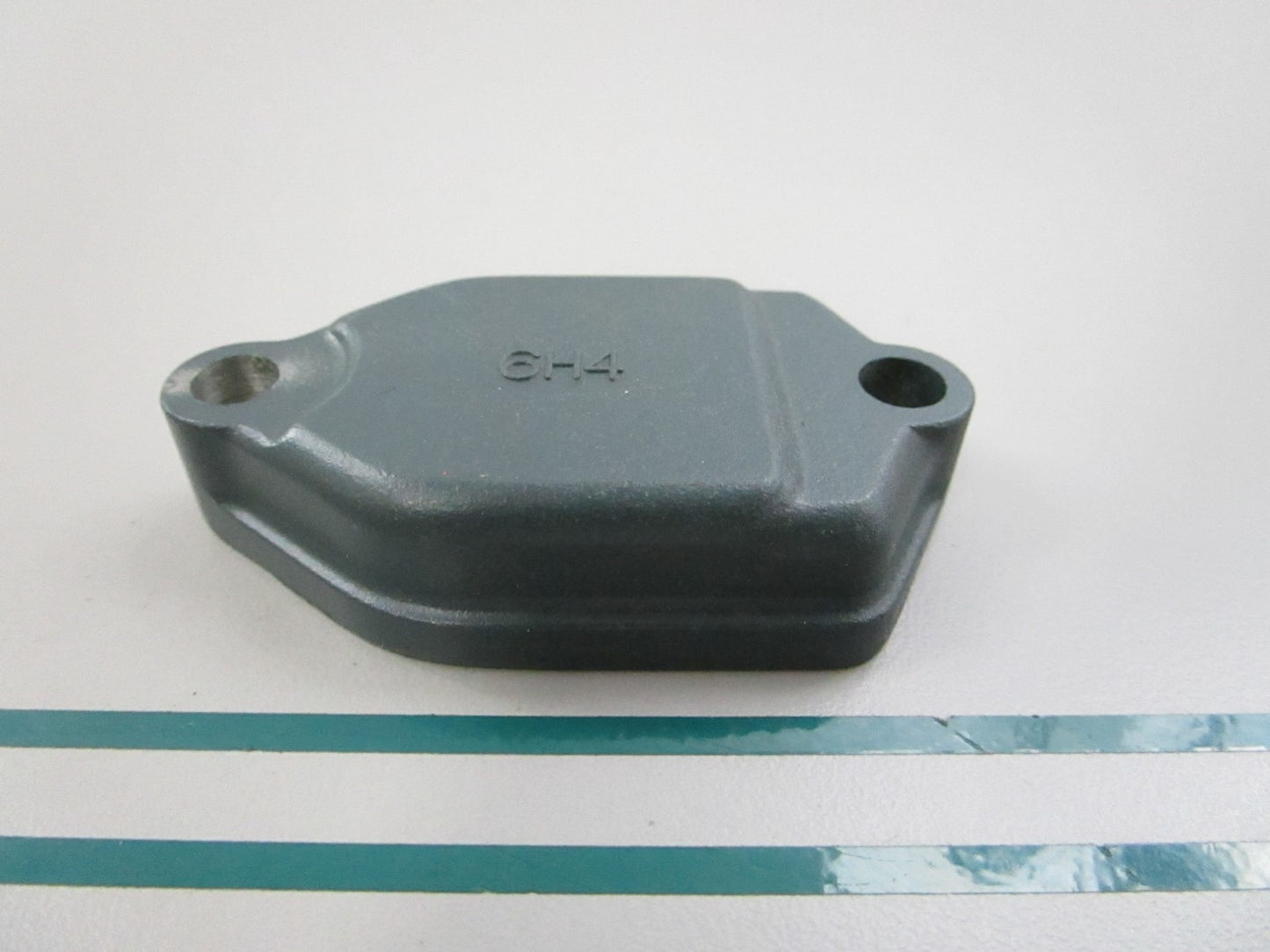 NEW OEM 6H4-12413-00-9M Yamaha Thermostat Cover 0810