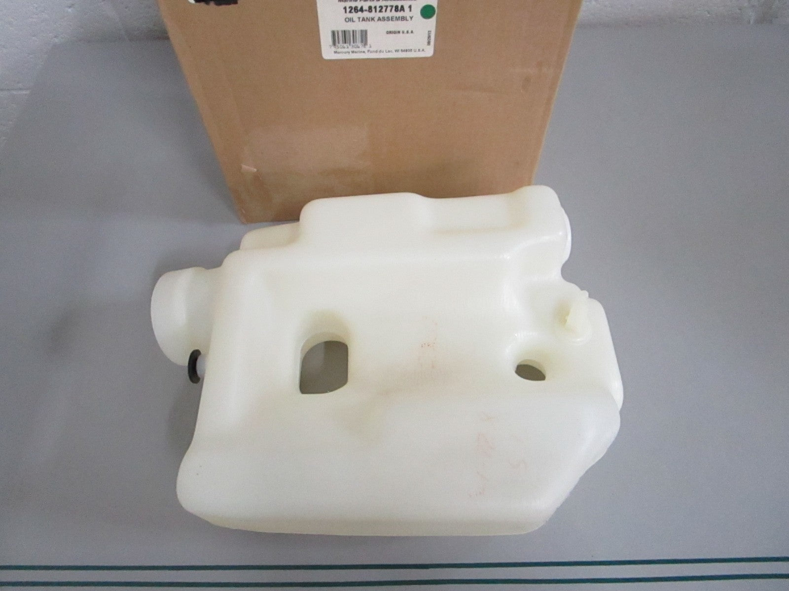 NEW OEM 1264-812778A1 Mercury Quicksilver Oil Tank Assy 0820
