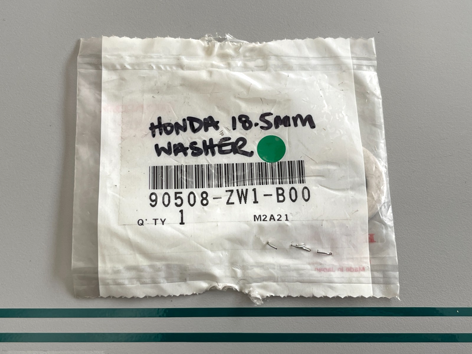NEW OEM 90508-ZW1-B00 Honda 18.5mm Washer 0810