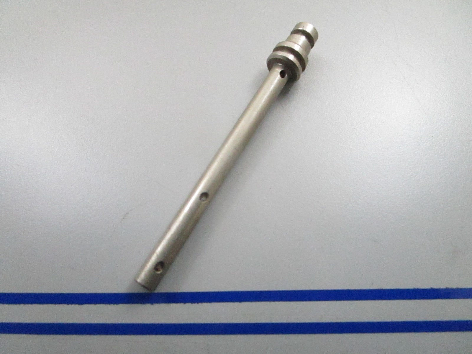 *NEW OEM* 0810 OMC Johnson Evinrude Plunger & Valve 432143 0432143