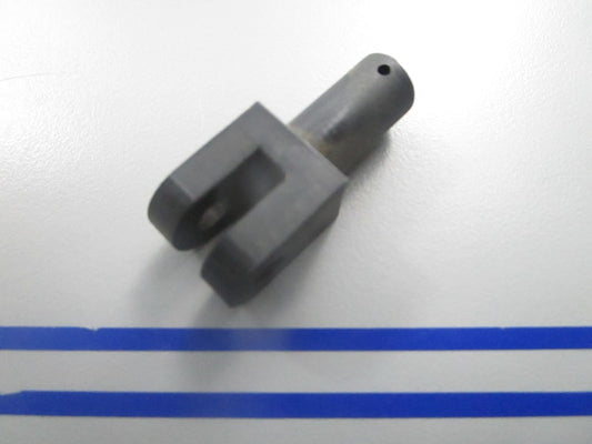 *NEW OEM* 0810 OMC Johnson Evinrude Retainer 334737 0334737