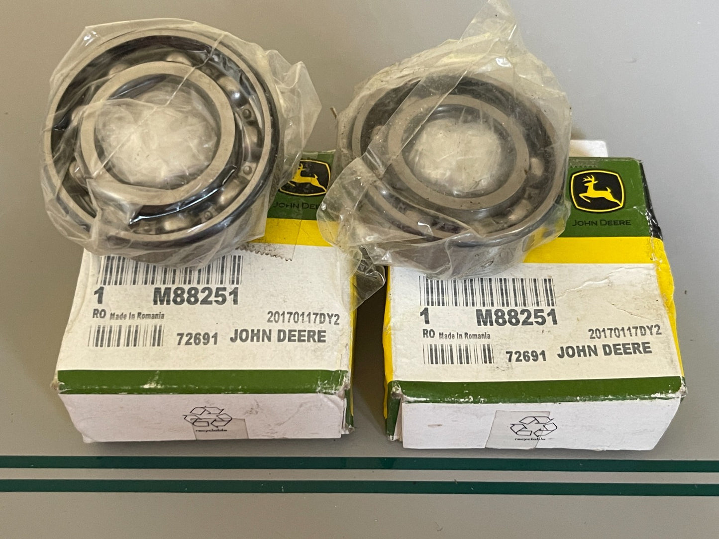 John Deere M88251 NEW OEM Spindle Ball Bearing 25x52x15mm (LOT OF 2) 0720