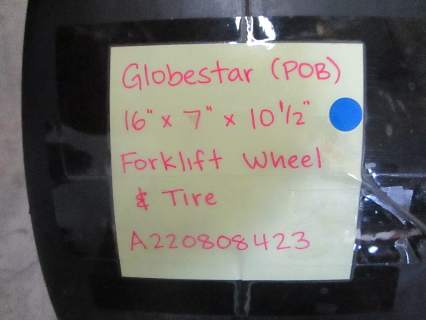 *NEW OEM* 0820 Globestar GRI (POB) 16"×7"×10½" Forklift Wheel & Tire A220808423