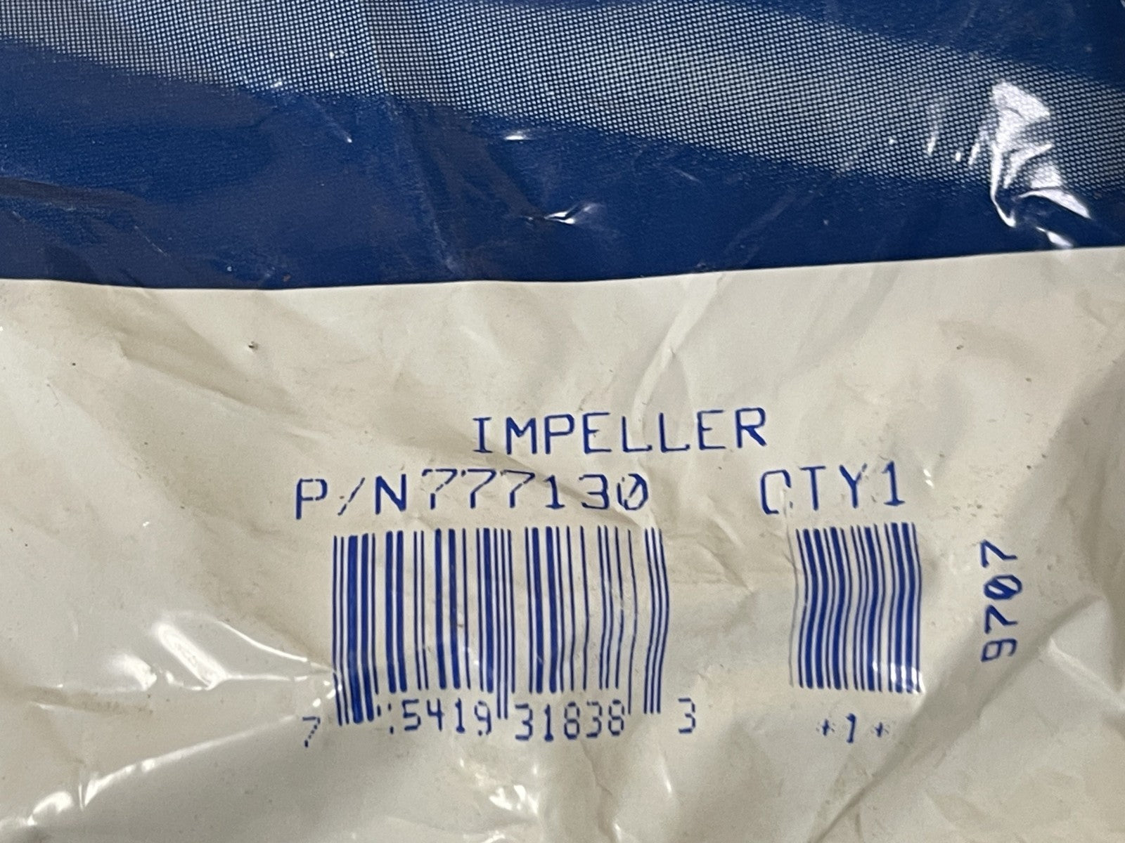 NEW OEM 777130 Johnson Evinrude Impeller 0670