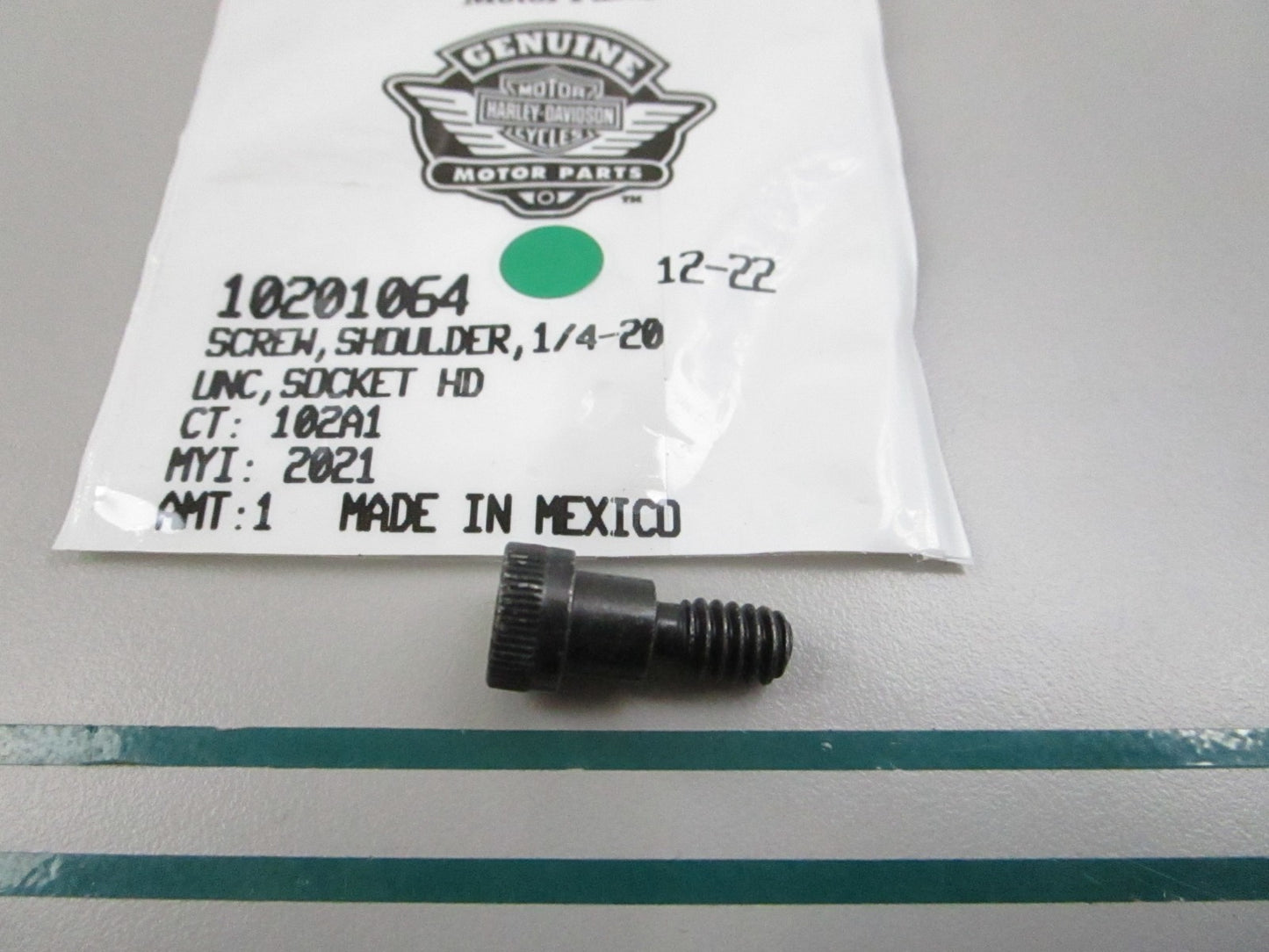 NEW OEM 10201064 Harley Davidson Shoulder Screw 0810