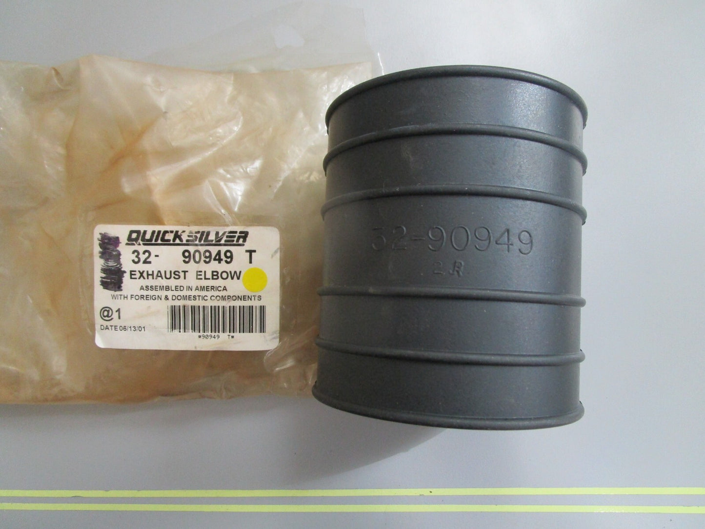 *NEW OEM* 0820 Mercury Quicksilver Exhaust Elbow 32-90949T