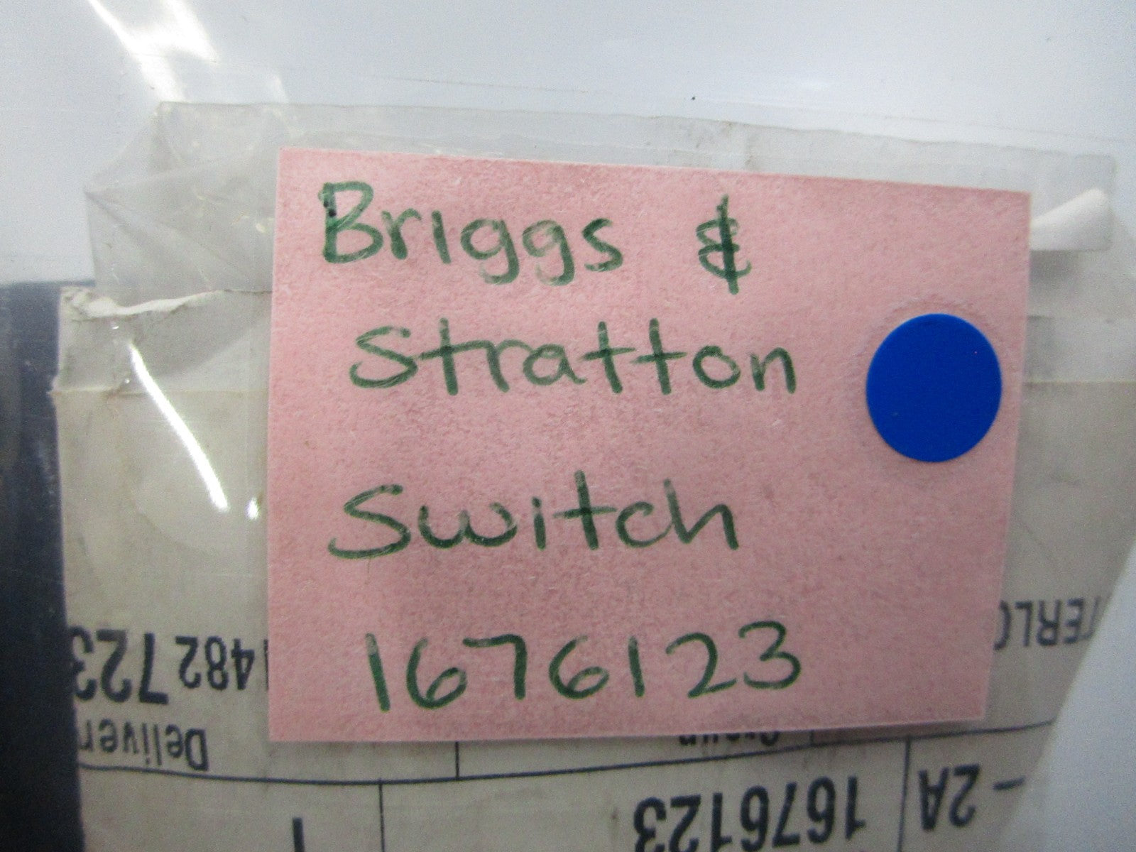 *NEW OEM* 0810 Briggs & Stratton Switch 1676123