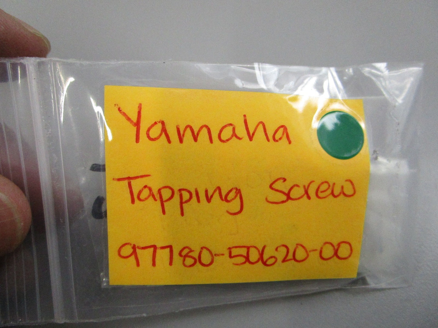 NEW OEM (LOT OF 2) 97780-50620-00 Yamaha Tapping Screw 0810