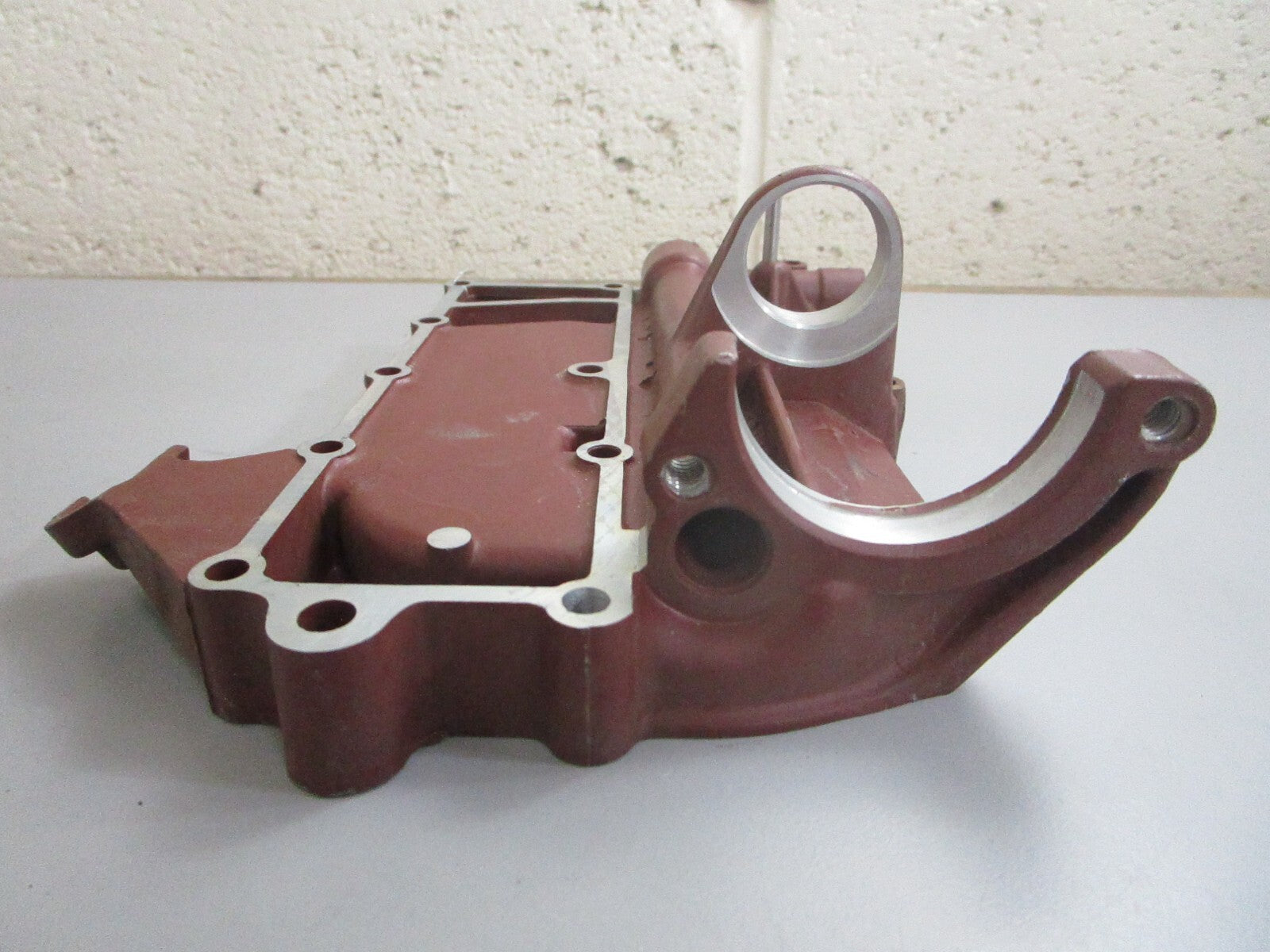 *NEW OEM* 0820 OMC Johnson Evinrude Exhaust Cover 379190 0379190 309803
