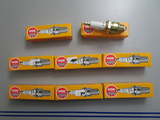 *NEW* (LOT OF 8) 0820 NGK Spark Plug BP6HS-10