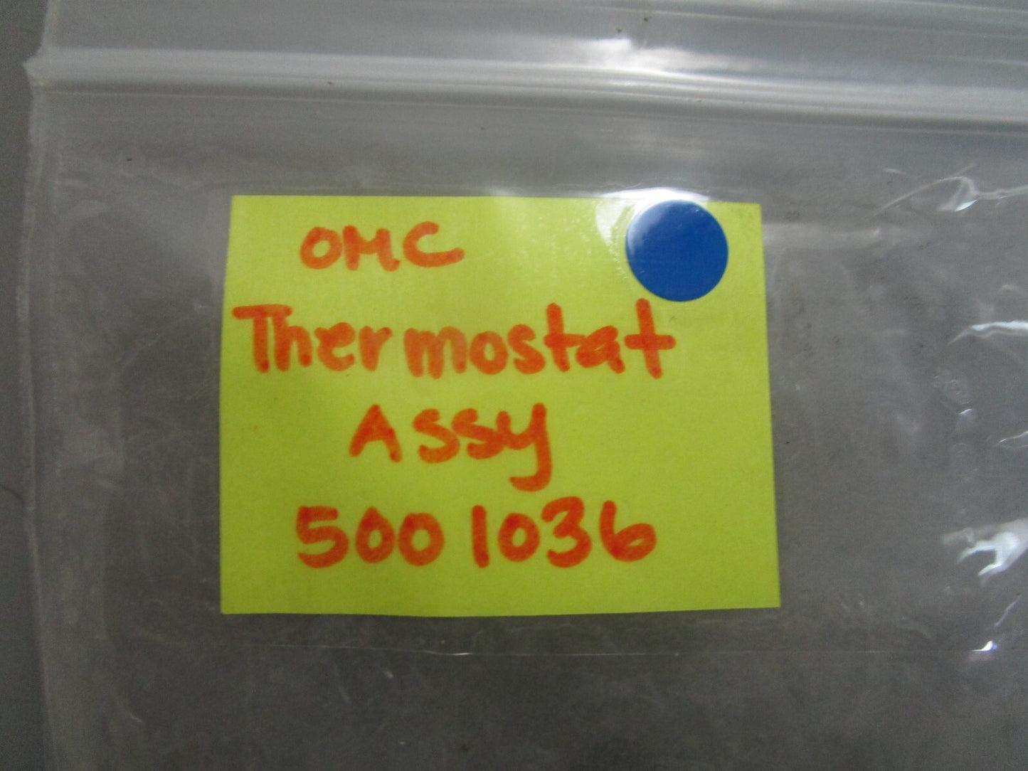 *NEW OEM* 0810 OMC Johnson Evinrude Thermostat Assembly 5001036