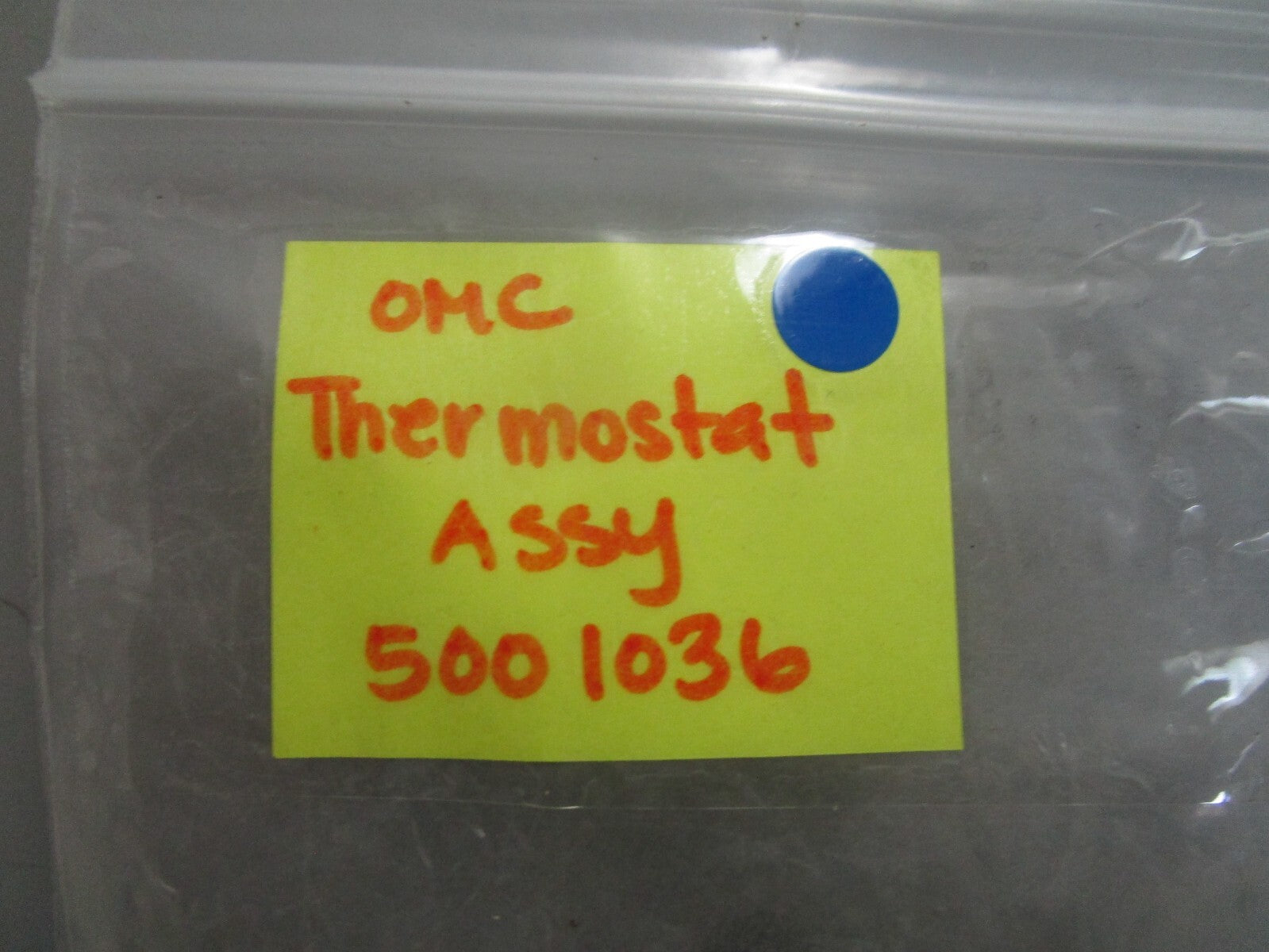 *NEW OEM* 0810 OMC Johnson Evinrude Thermostat Assembly 5001036