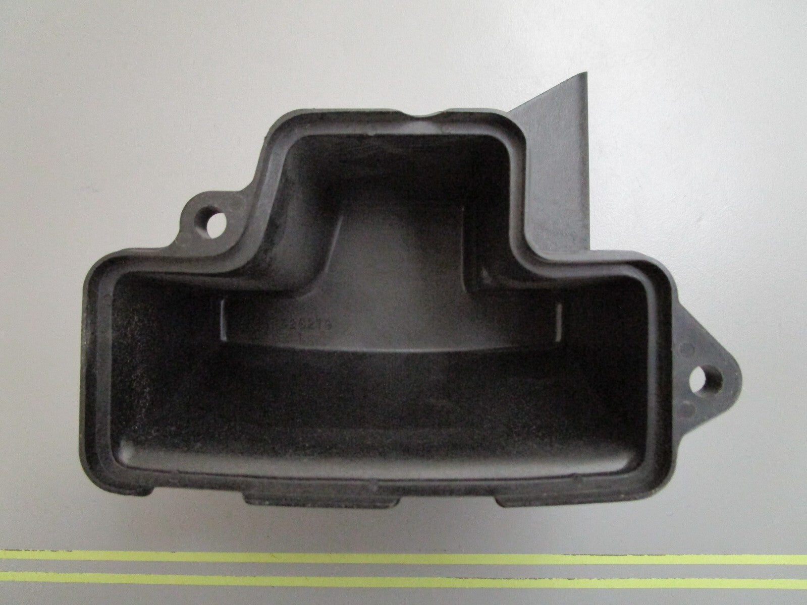 *NEW OEM* 0820 OMC Johnson Evinrude Air Silencer Cover 326279 0326279