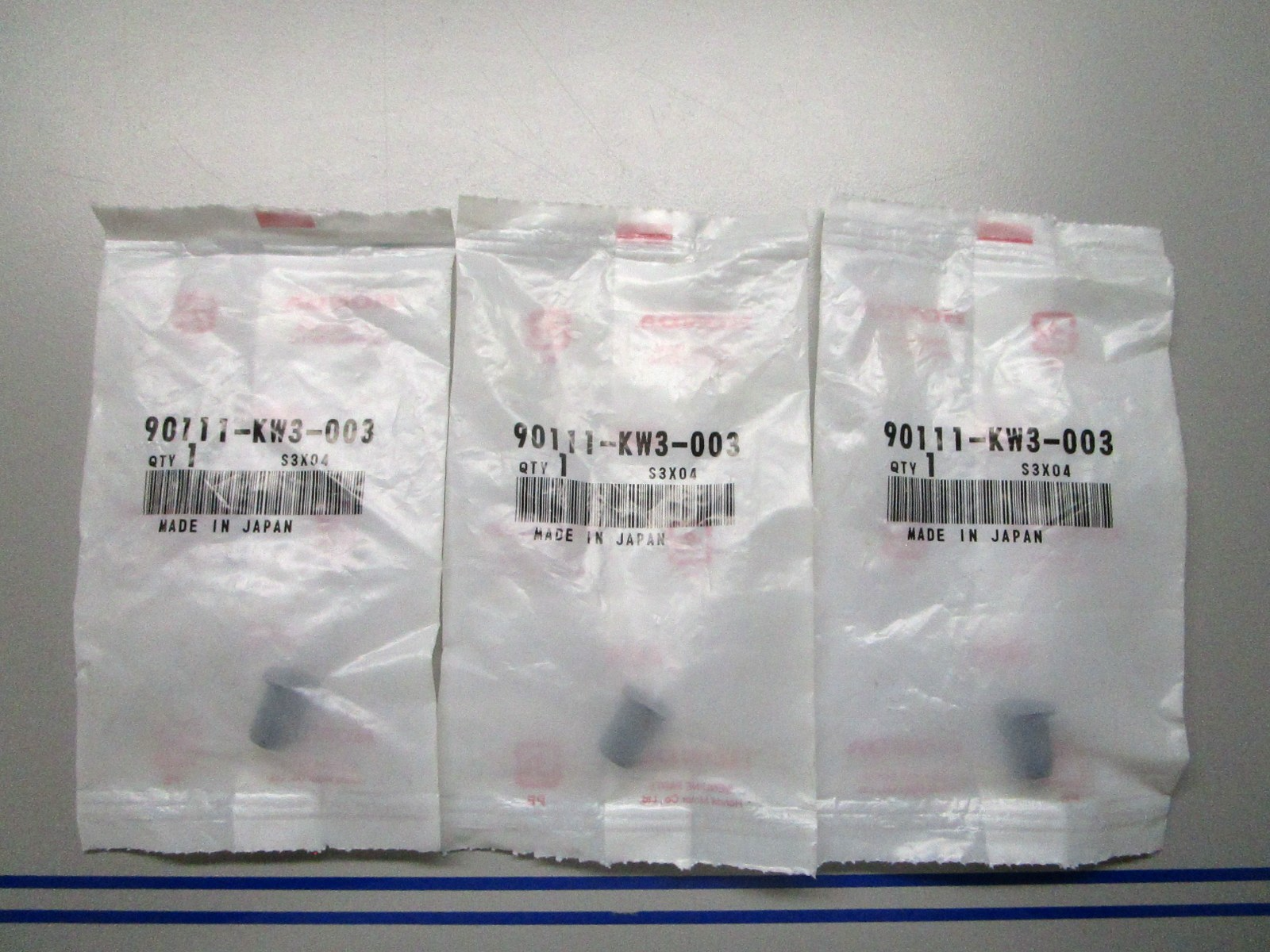 *NEW OEM* (LOT OF 3) 0810 Honda Cowl Nut 90111-KW3-003