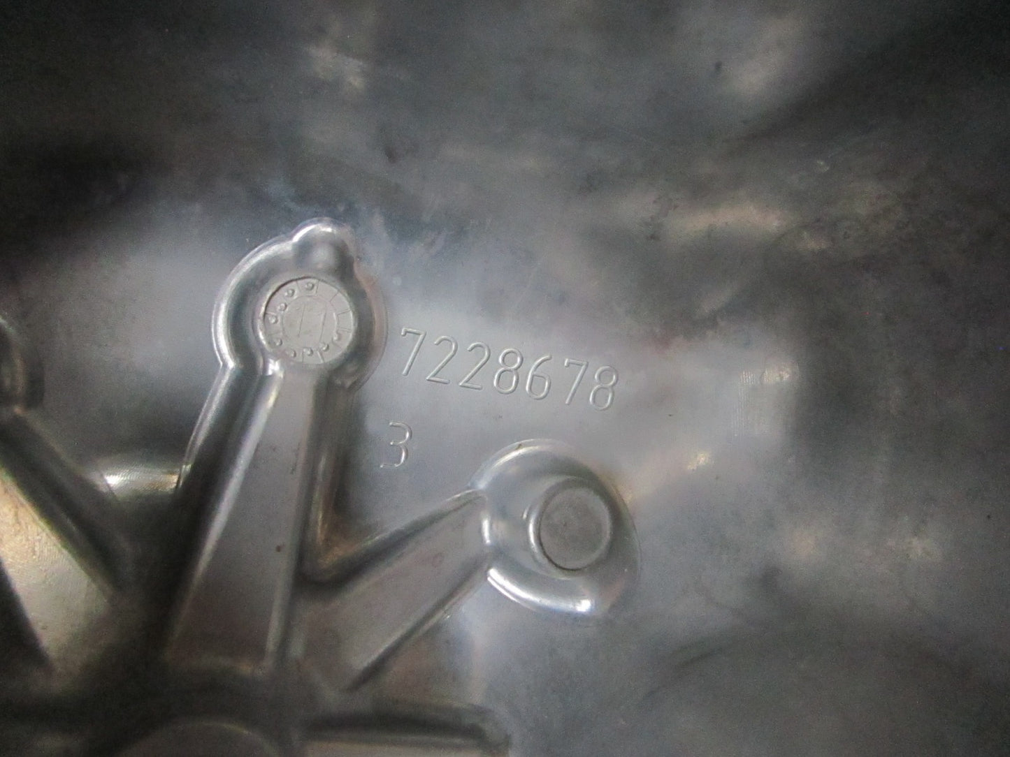 *NEW OEM* 0720 Deutz Valve Mechan Cover 0423-8234