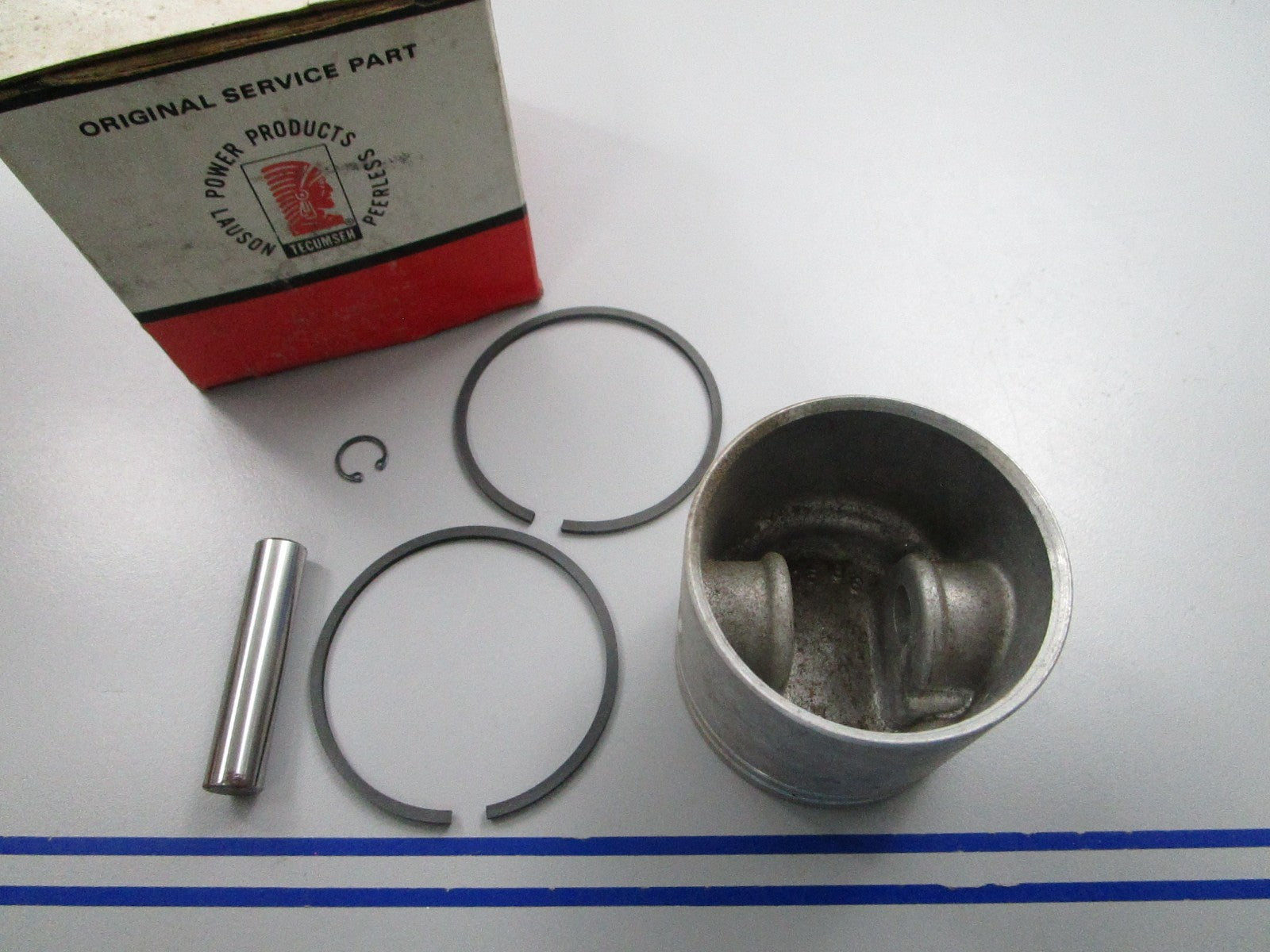 NEW OEM 310258 Tecumseh Piston Kit 0810