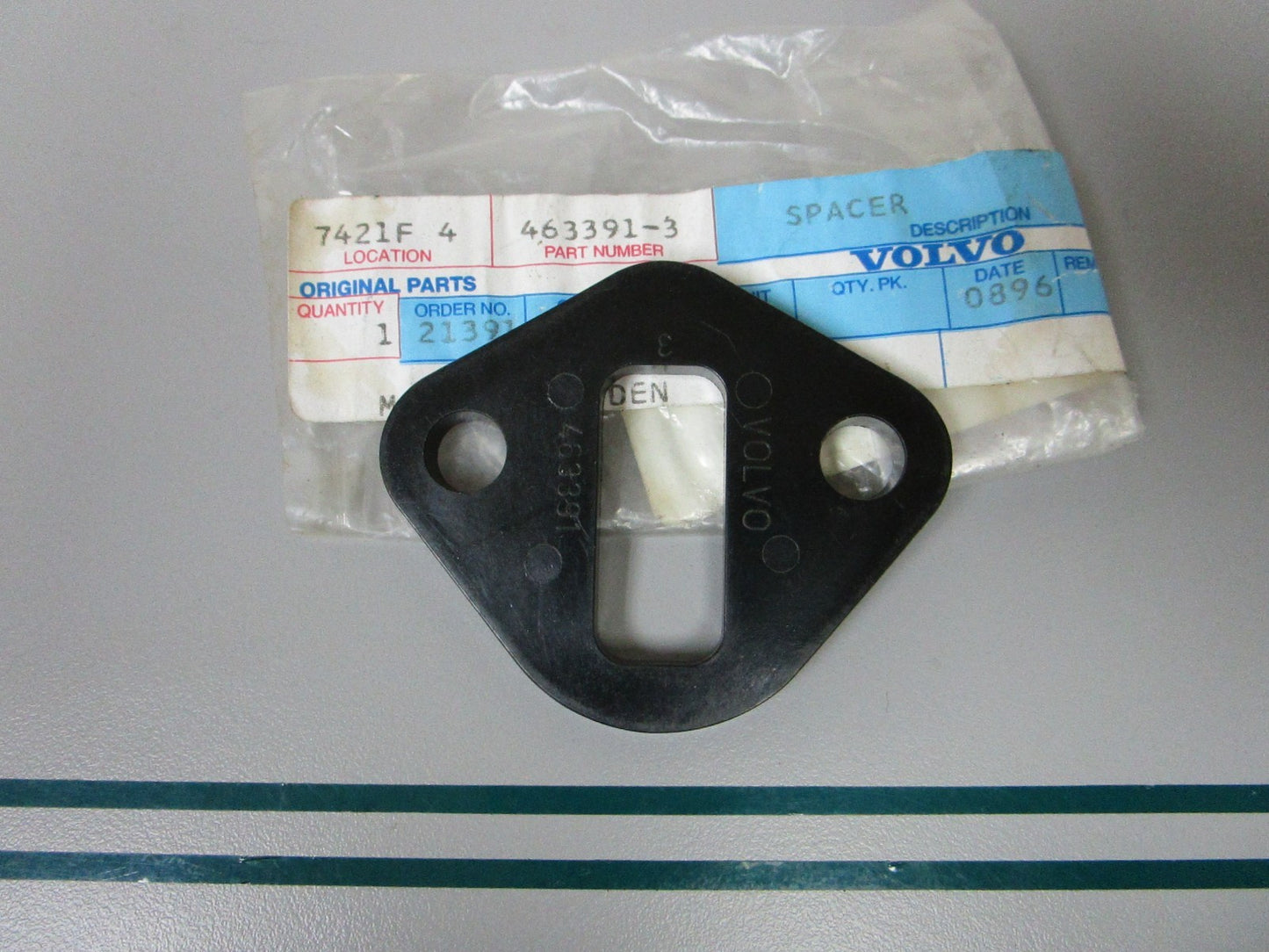 NEW OEM 463391 Volvo Penta Spacer 0810