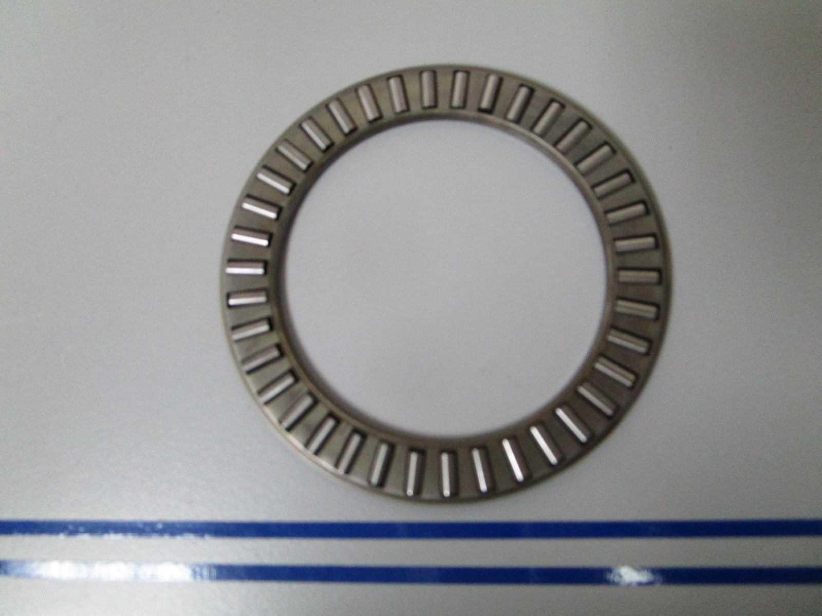 NEW OEM 385043 0385043 OMC Johnson Evinrude Thrust Bearing 0720