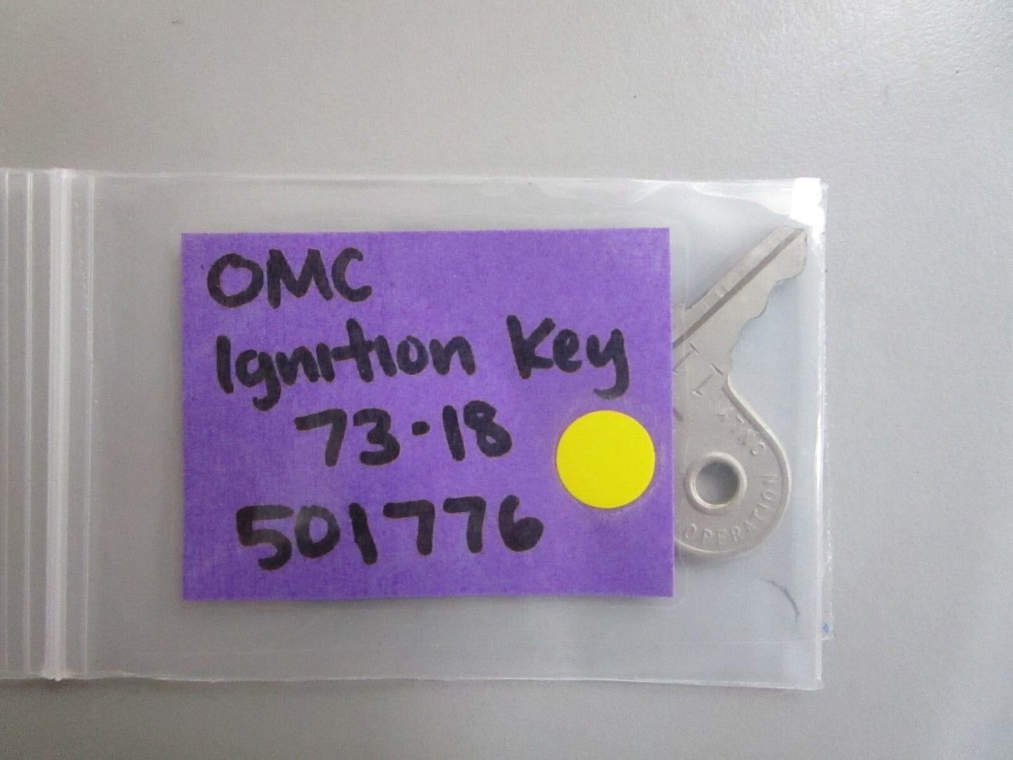 *NEW OEM* 0810 OMC Johnson Evinrude Ignition Key 73-18 501776 0501776