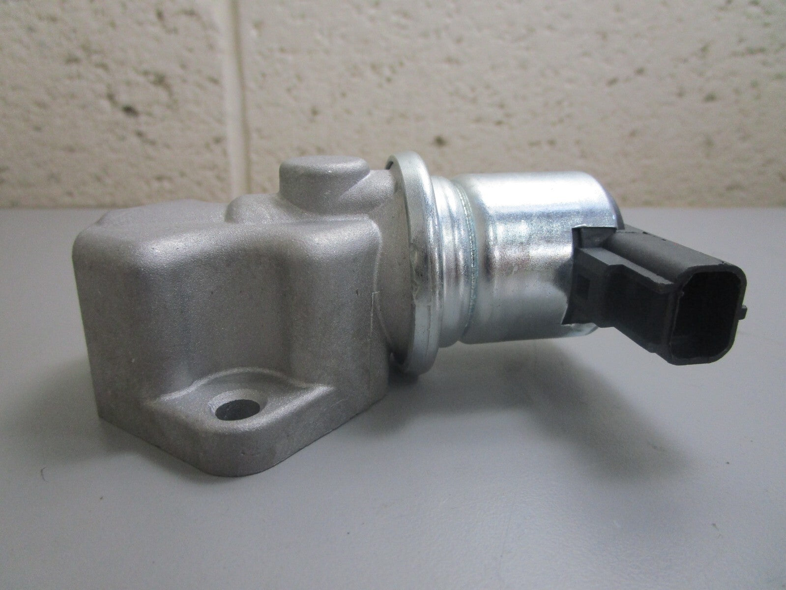 *NEW* 0820 Marine IAC Valve 10006098 Replaces: 862998