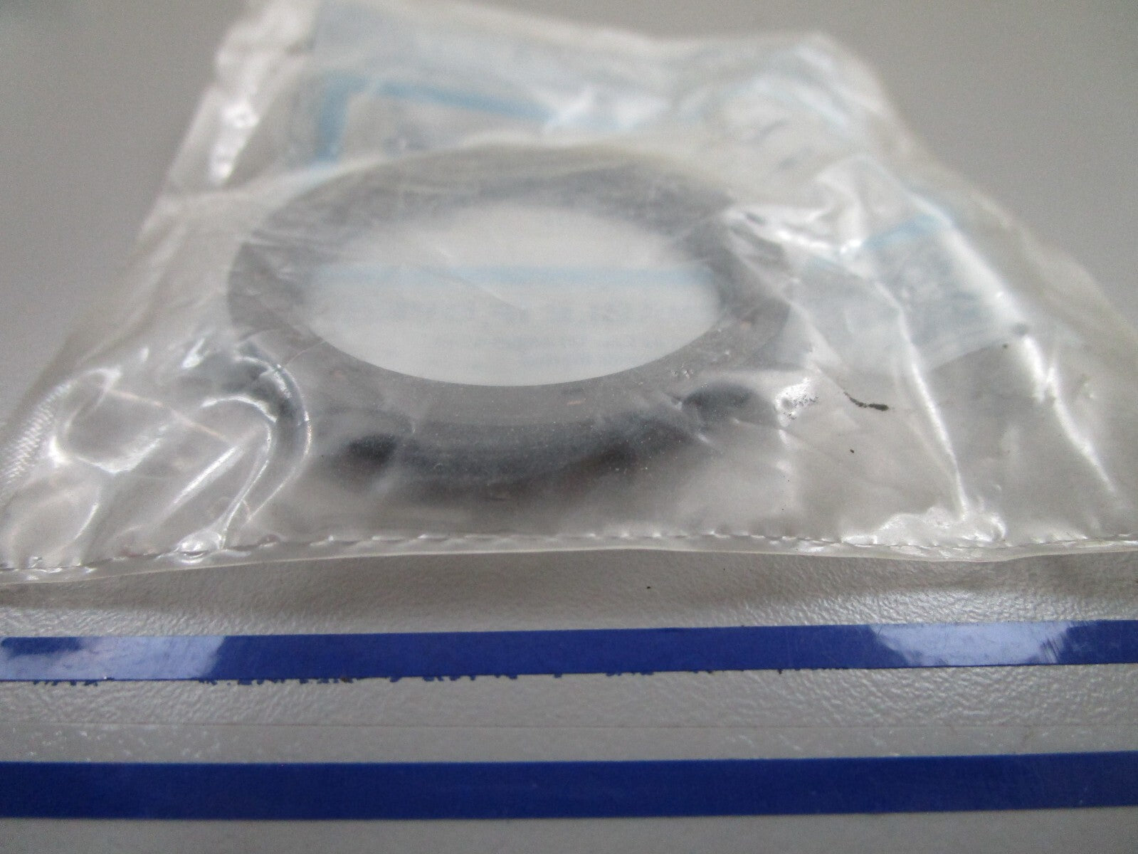 *NEW OEM* 0810 Mercury Quicksilver Oil Seal 26-8308981