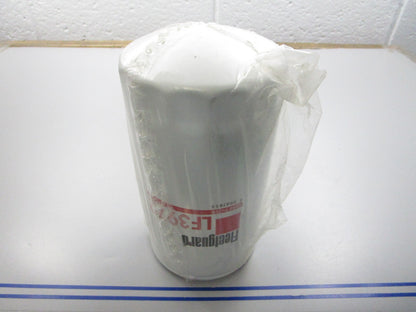 NEW OEM LF3972 Fleetguard Lube Filter 0810