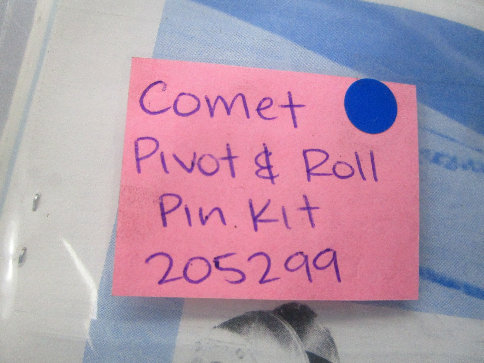 NEW 205299 Comet Pivot & Roll Pin Kit 0810
