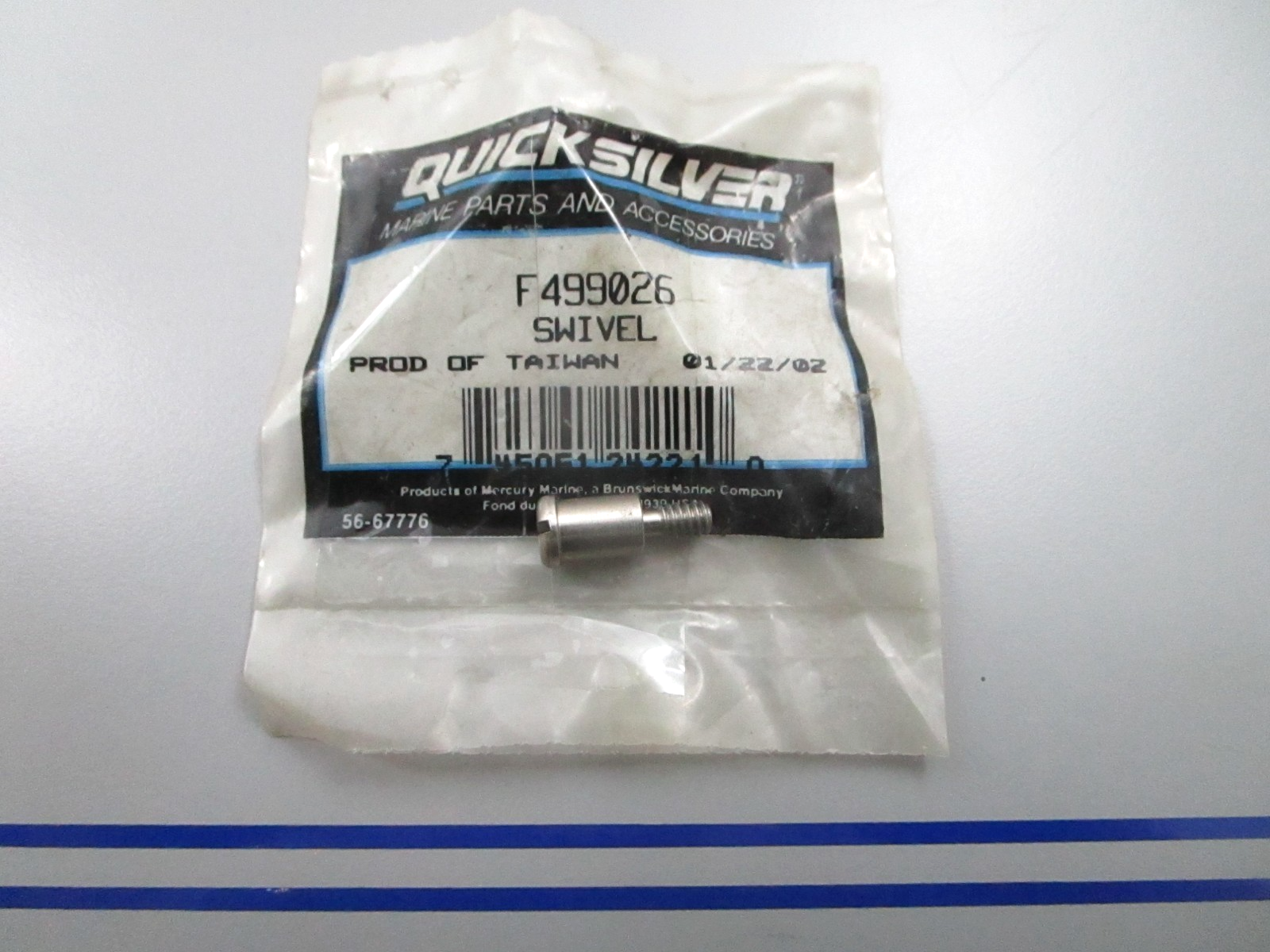 *NEW OEM* 0810 Mercury Quicksilver Swivel F499026