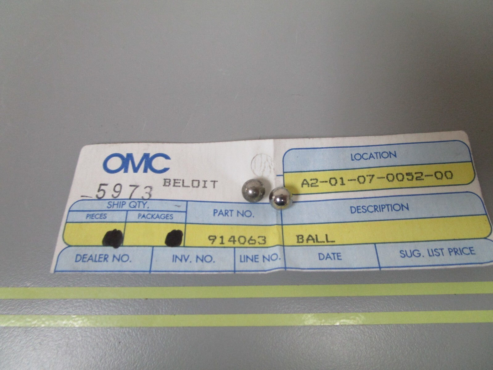 *NEW OEM* (LOT OF 2) 0810 OMC Johnson Evinrude Ball 914063 0914063