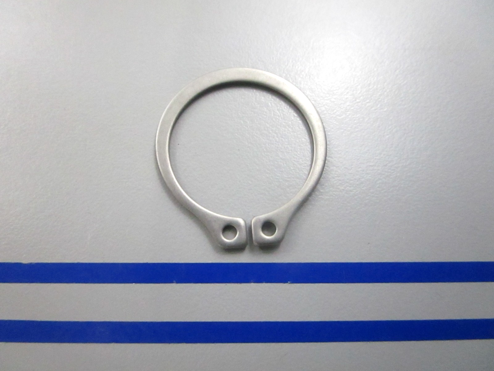NEW OEM 308633 0308633 OMC Johnson Evinrude Retaining Ring 0810