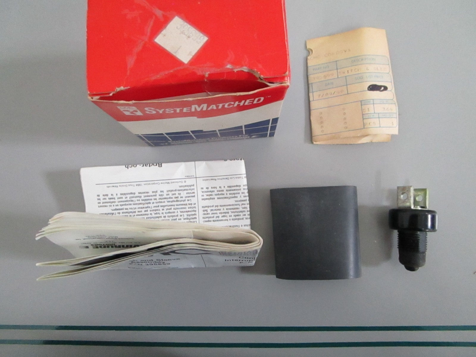 NEW OEM 395699 0395699 OMC Johnson Evinrude Switch & Sleeve Assy 0820
