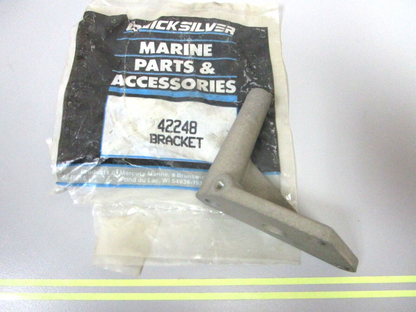 *NEW OEM* 0750 Mercury Quicksilver BRACKET 42248
