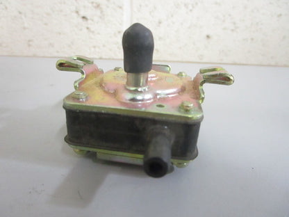 *NEW OEM* 0820 John Deere Fuel Pump HE149-1911
