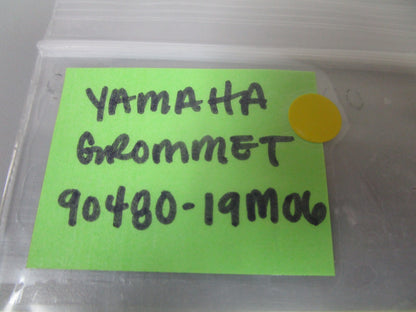 *NEW OEM* 0810 Yamaha Grommet 90480-19M06