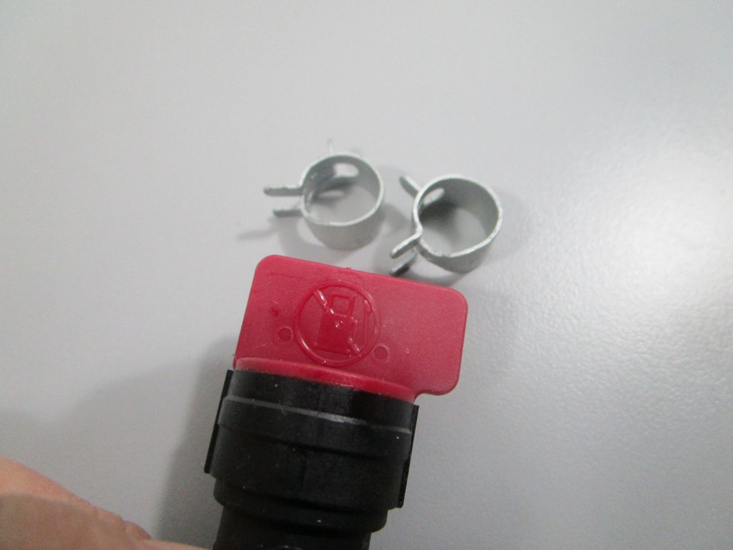 NEW OEM 35857 Tecumseh Fuel Shut Off Valve 0810